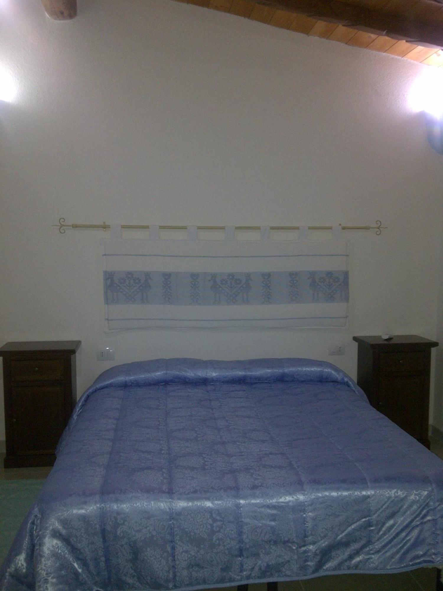 La Quercia Guest House อาร์บุส ภายนอก รูปภาพ